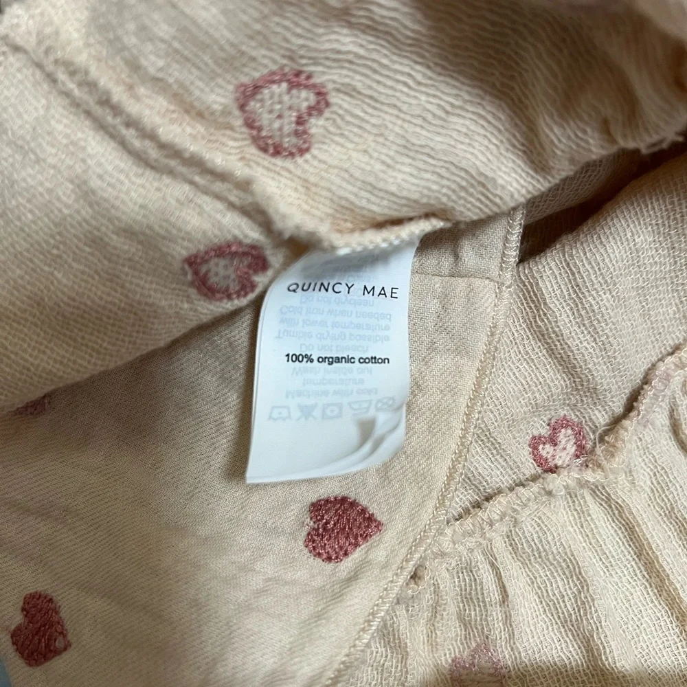 Quincy Mae Cream and Pink heart Charlotte dress embroidery NWOT 6-12 months